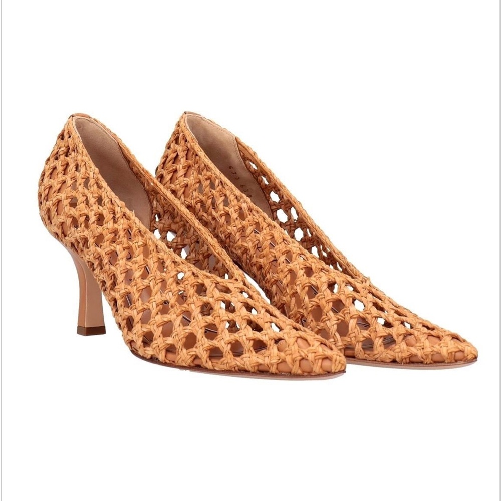 Casadei Woven Leather Pump Size 39 Camel
